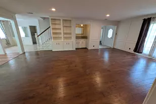 11807 Highgrove Dr, Houston, TX 77077 - Photo 7