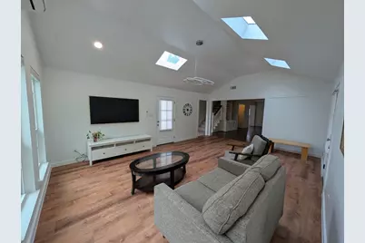 11807 Highgrove Drive, Houston, TX 77077 - Photo 5