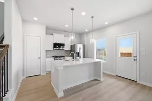 11419 Velvet Fld Dr, Houston, TX 77047 - Photo 9