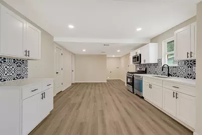 6820 Avenue L, Houston, TX 77011 - Photo 11