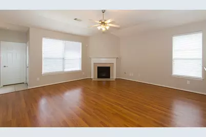 10206 N Pine Ivy Lane, Tomball, TX 77375 - Photo 5