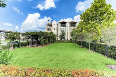 1139 Mosaico Lane, Houston, TX 77055 - Photo 17