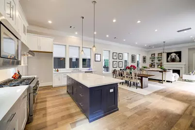 1139 Mosaico Lane, Houston, TX 77055 - Photo 5