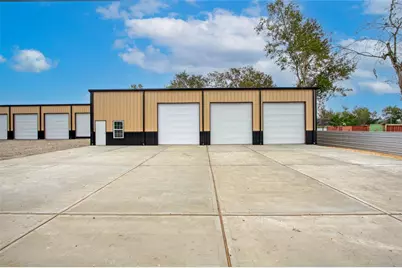 13051 Pleasant Valley Drive #A, Rosharon, TX 77583 - Photo 3