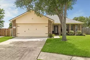 2867 Misty Bay Dr, Dickinson, TX 77539 - Photo 1