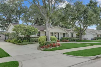 3007 Freshmeadows Drive, Houston, TX 77063 - Photo 5