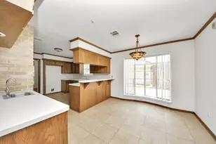 8006 Oakington Dr, Houston, TX 77071 - Photo 17