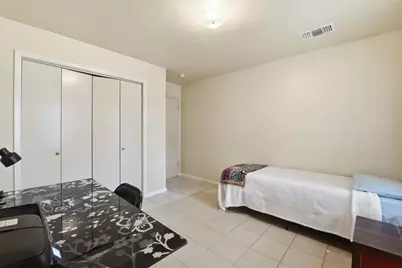 5622 Sheraton Oaks Drive, Houston, TX 77091 - Photo 41