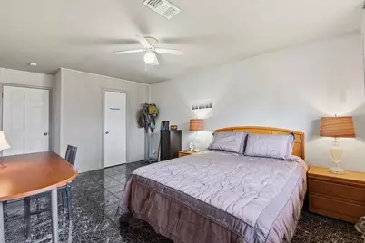 5622 Sheraton Oaks Drive, Houston, TX 77091 - Photo 11