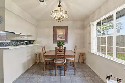 5622 Sheraton Oaks Drive, Houston, TX 77091 - Photo 7