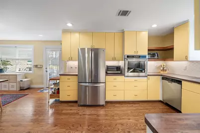 6603 Grovewood Lane, Houston, TX 77008 - Photo 11