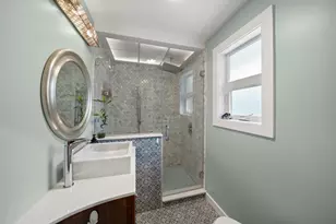 6603 Grovewood Ln, Houston, TX 77008 - Photo 13