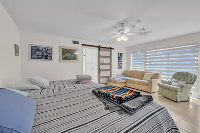 7715 Coachwood Drive, Houston, TX 77071 - Photo 25