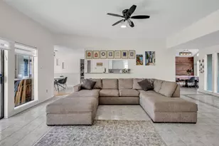 7715 Coachwood Dr, Houston, TX 77071 - Photo 9