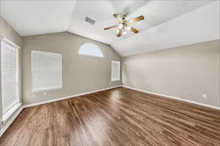4506 Nealwood Ct, Fresno, TX 77545 - Photo 9