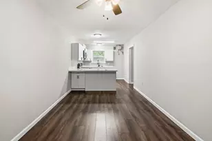4916 Yale St, Houston, TX 77022 - Photo 7