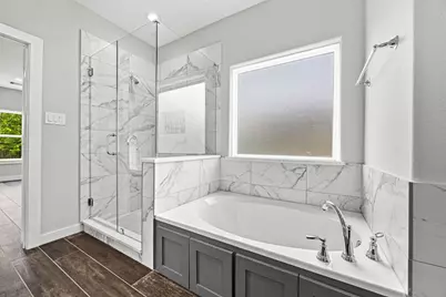 8906 Richland Drive, Houston, TX 77078 - Photo 21