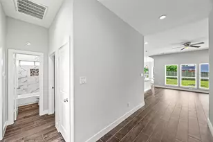 8906 Richland Dr, Houston, TX 77078 - Photo 13