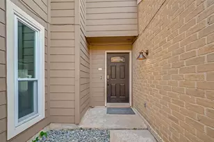 12111 Poulson Dr, Houston, TX 77031 - Photo 5