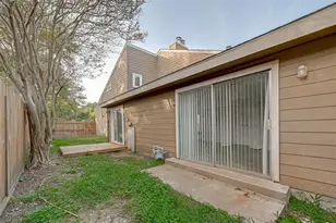 12111 Poulson Dr, Houston, TX 77031 - Photo 33