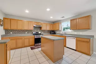 3934 Brook Garden Ln, Katy, TX 77449 - Photo 9
