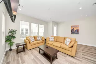 5935 Beall St, Houston, TX 77091 - Photo 5