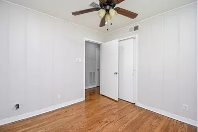 7406 Schiller Street, Houston, TX 77055 - Photo 25