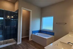 3801 Peacock Isle Dr, Dickinson, TX 77539 - Photo 15