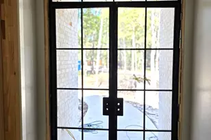 2 Lake Forest Dr, Conroe, TX 77384 - Photo 5