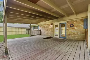2115 Oak Shores Dr, Kingwood, TX 77339 - Photo 35