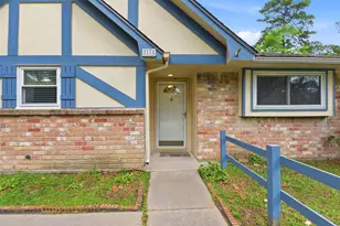 2115 Oak Shores Dr, Kingwood, TX 77339 - Photo 3