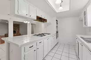 2115 Oak Shores Dr, Kingwood, TX 77339 - Photo 13