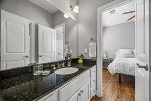 1022 E 27th St, Houston, TX 77009 - Photo 23