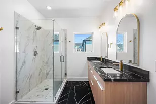 3405 Baer St, Houston, TX 77020 - Photo 9