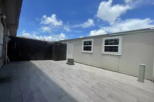 1905 Back Bay Dr, Galveston, TX 77551 - Photo 3