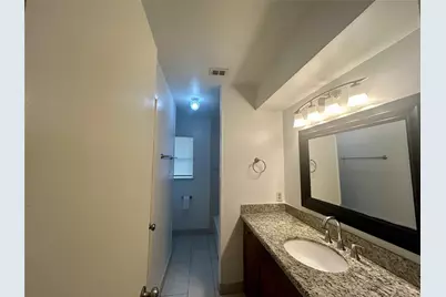 10655 Northbrook Drive, Houston, TX 77043 - Photo 13