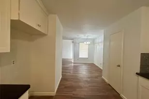 10655 Northbrook Dr, Houston, TX 77043 - Photo 7