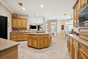 1004 Pine Cone Ln, Friendswood, TX 77546 - Photo 11