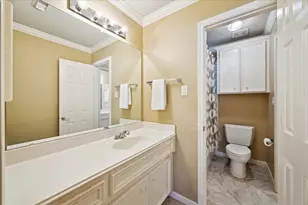 1004 Pine Cone Ln, Friendswood, TX 77546 - Photo 23