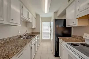 6402 Del Monte Dr, Houston, TX 77057 - Photo 5