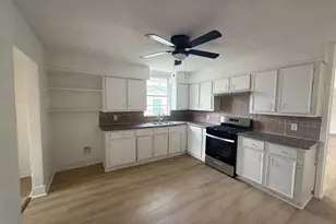 121 N Spooner St, Pasadena, TX 77506 - Photo 3