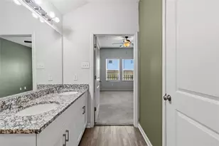 111 Bering Dr, Huntsville, TX 77320 - Photo 13