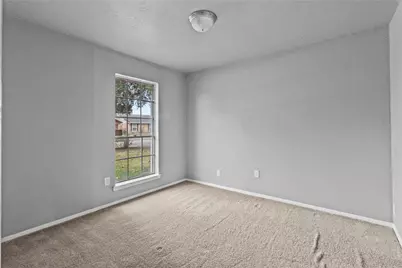 5011 Abercreek Avenue, Friendswood, TX 77546 - Photo 17