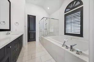 2314 Hutchins St, Houston, TX 77004 - Photo 11