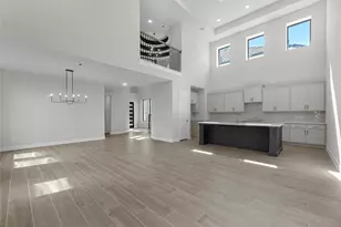 7806 Clover Gully Ln, Katy, TX 77493 - Photo 3