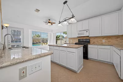 15619 Winding Valley Drive, Houston, TX 77095 - Photo 17