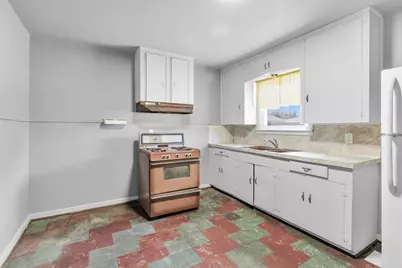 12013 Meadowpass Street, Houston, TX 77076 - Photo 9