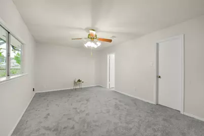 15707 Fincher Drive, Friendswood, TX 77546 - Photo 17