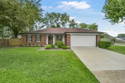 15707 Fincher Drive, Friendswood, TX 77546 - Photo 1