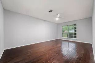 22 Windledge Pl, The Woodlands, TX 77381 - Photo 11